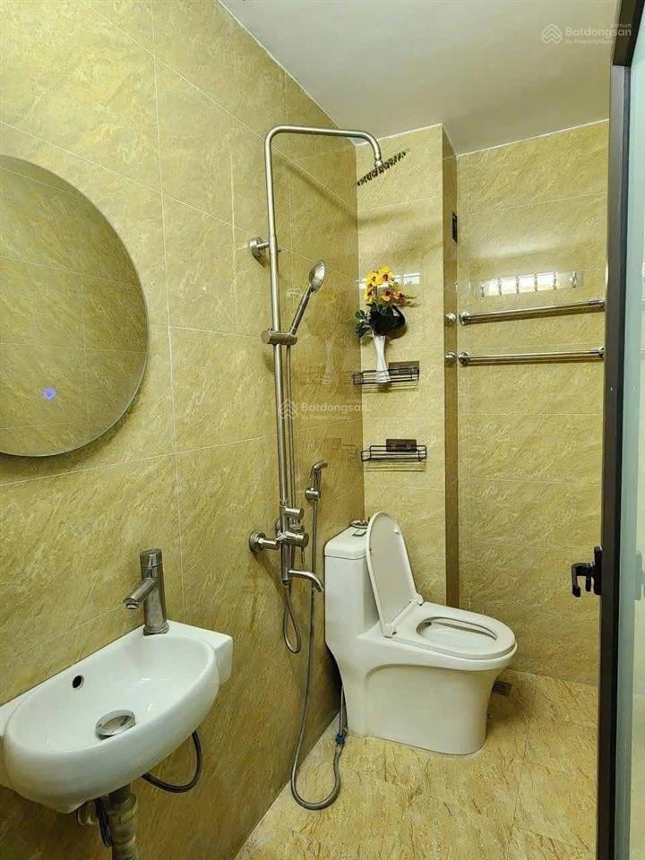 Phân lô phố hoàng mai 40m2 x5t mt 5m giá 7.1 tỷ sổ đỏ cc 2 thoáng dân xây có tl bao qh