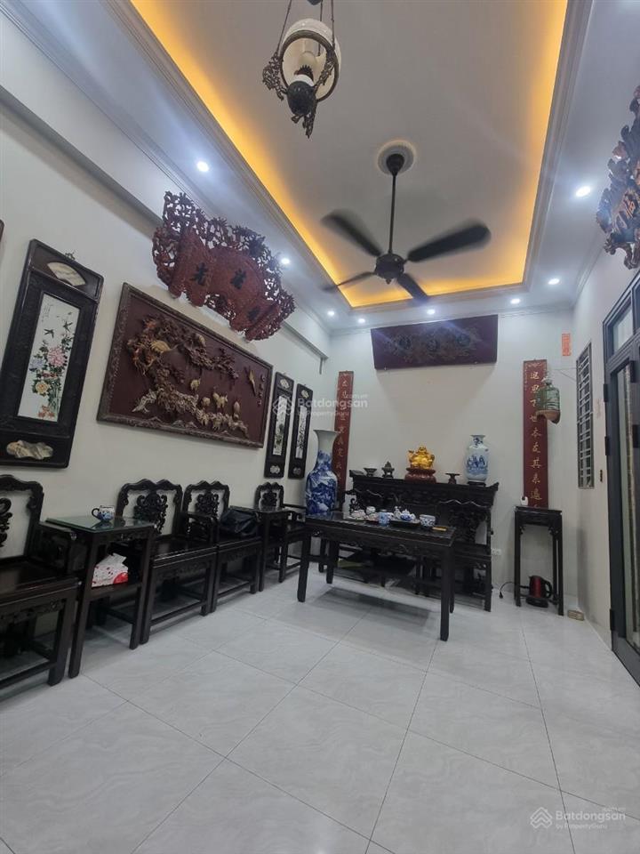 Ô tô đỗ cổng phố giáp bát 45m2 x5t giá 8.4 tỷ sổ cc 5m ta mặt phố có tl bao qh