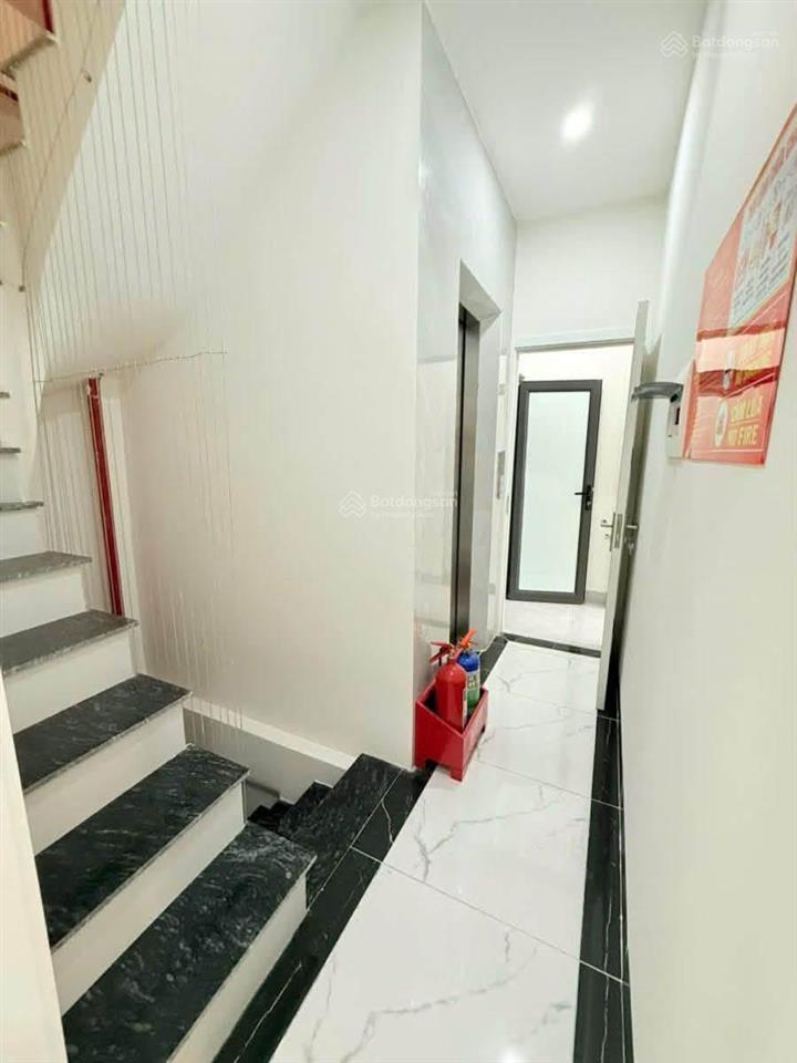 Sát phố đại la 60m2 x5t giá 12 tỷ sổ cc đủ pccc đủ gpxd có tl bao qh 2 thoáng 8 pn