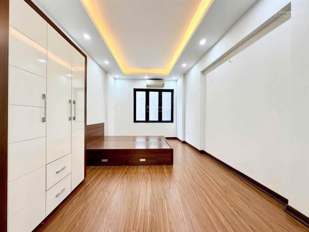 Gần phố trương định 50mx4t giá 7.5 tỷ sổ cc 2 thoáng dân xây ở ngay bao qh