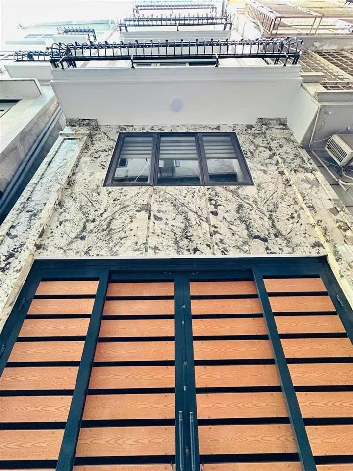 Ô tô đỗ cổng phố minh khai dtsd 63m2 x 3t giá nhỉnh 5 tỷ sổ cc có tl bao qh
