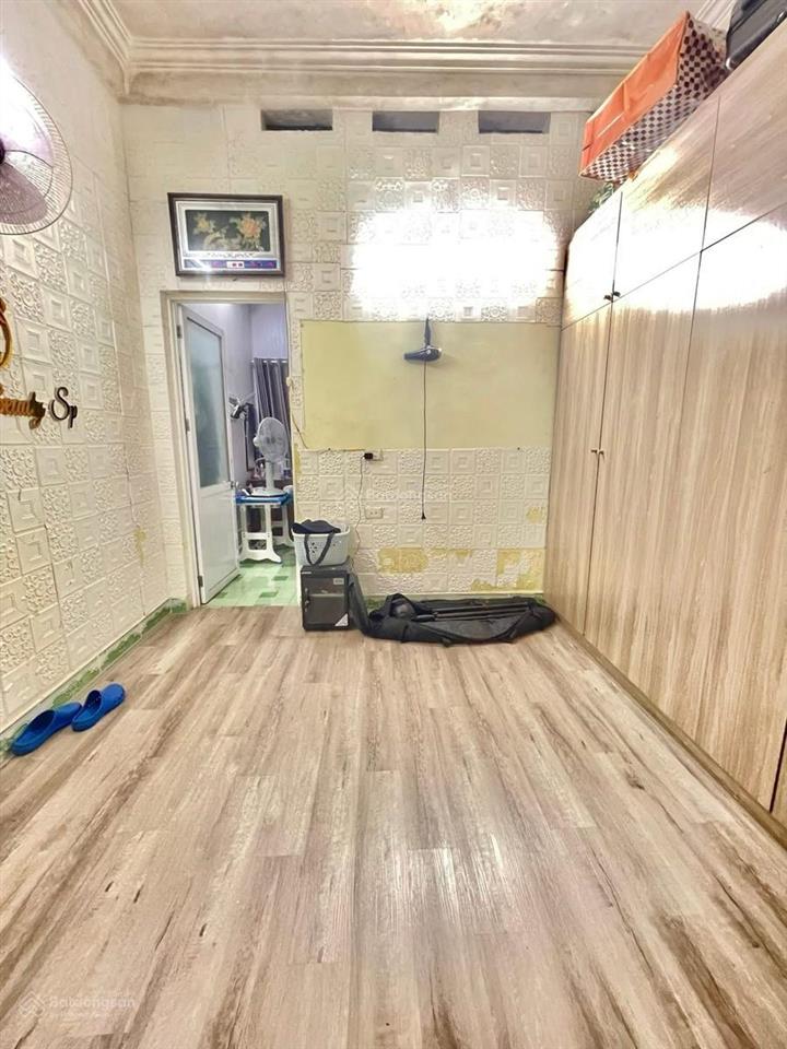 Gần phố tân mai 37m2 x 4t giá 4.7 tỷ 2 thoáng dân xây nông, thông tứ tung có tl bao qh