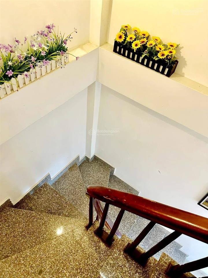 Ngõ ba gác tránh phố định công 40m2 x5t nhà xây mới sổ cc giá 6.6 tỷ có tl bao qh