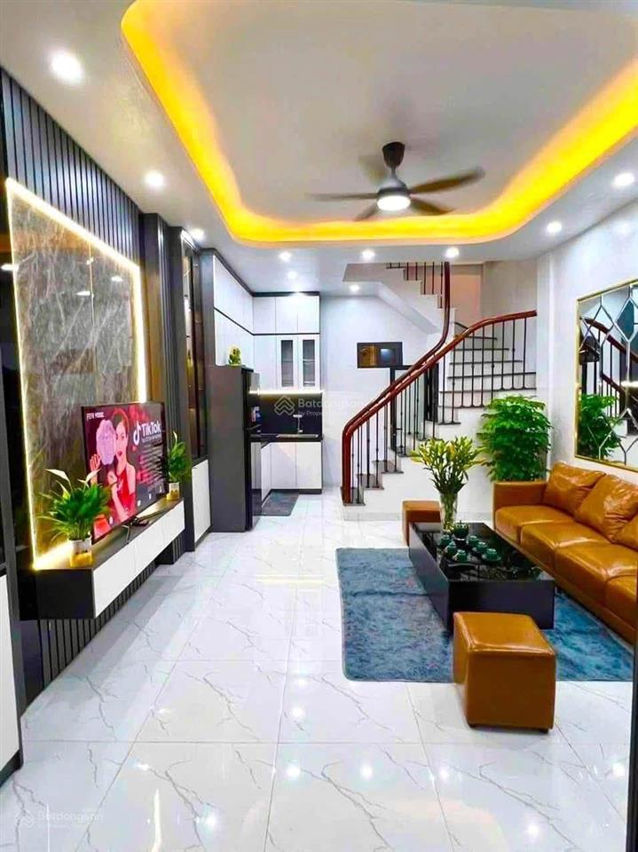 Sát phố minh khai 48mx4t giá 7.4 tỷ sổ cc có tl 2 thoáng dân xây bao qh