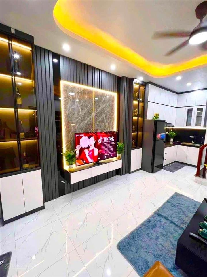 Sát phố minh khai 48mx4t giá 7.4 tỷ sổ cc có tl 2 thoáng dân xây bao qh