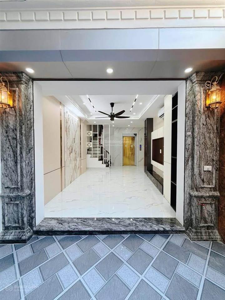 Ô tô đỗ phố trần đại nghĩa 50m2 x5t thang máy nhà mới xây ở ngay sổ cc có tl bao qh