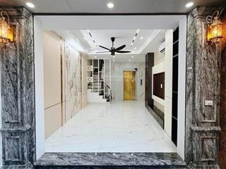 Ô tô đỗ phố trần đại nghĩa 50m2 x5t thang máy nhà mới xây ở ngay sổ cc có tl bao qh