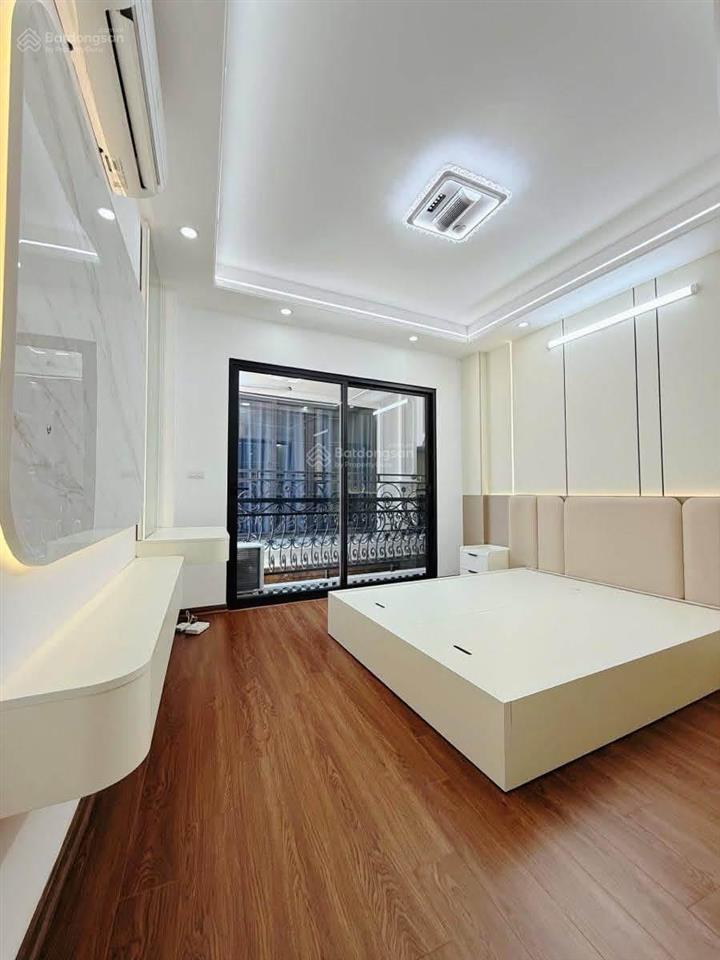 Ô tô đỗ phố trần đại nghĩa 50m2 x5t thang máy nhà mới xây ở ngay sổ cc có tl bao qh