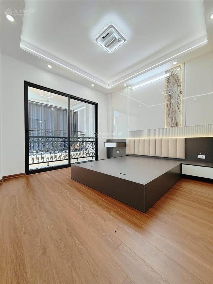 Ô tô đỗ phố trần đại nghĩa 50m2 x5t thang máy nhà mới xây ở ngay sổ cc có tl bao qh
