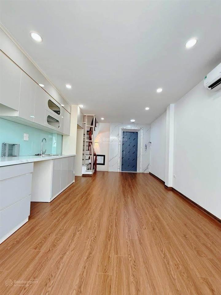 Ô tô đỗ phố trần đại nghĩa 50m2 x5t thang máy nhà mới xây ở ngay sổ cc có tl bao qh