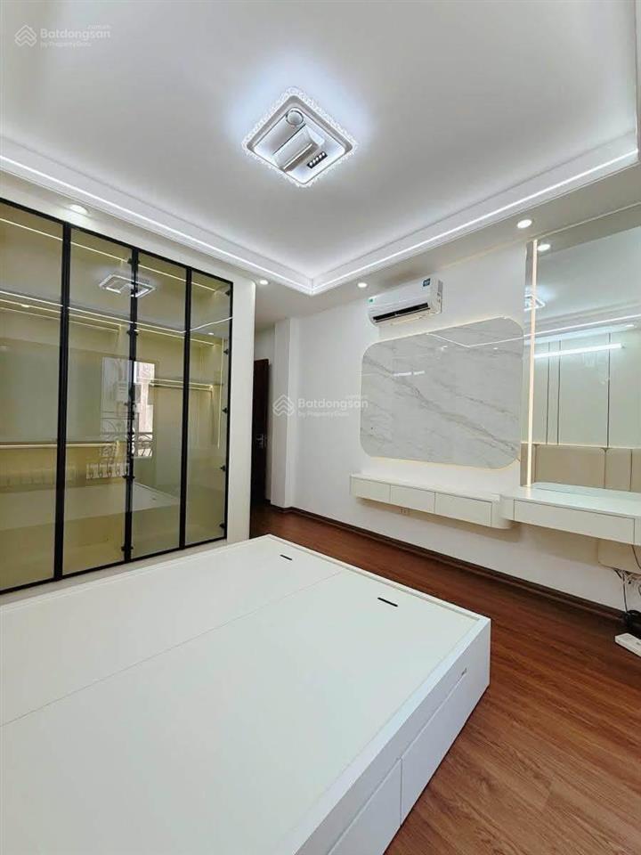 Ô tô đỗ phố trần đại nghĩa 50m2 x5t thang máy nhà mới xây ở ngay sổ cc có tl bao qh