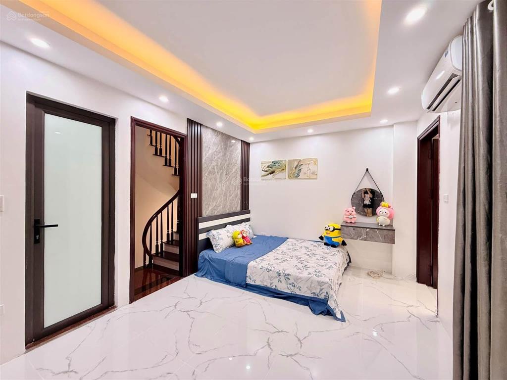 Sát các bệnh viện lớn khu phương mai 64m2 x5t giá 12 tỷ sổ cc 2 thoáng 8pn ở ngay có tl