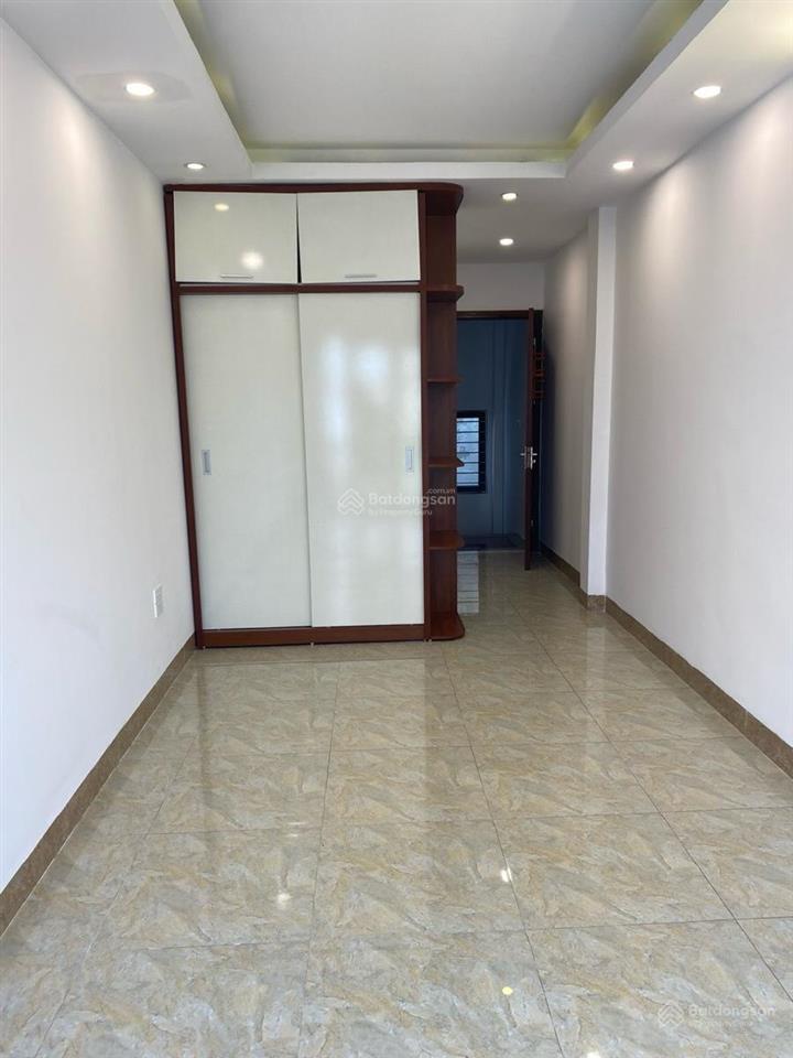 Gần phố trần khát chân 40m2 x5t giá 7.9 tỷ sổ cc 2 thoáng có tl bao qh