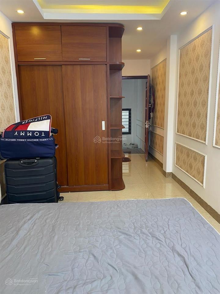 Gần phố trần khát chân 40m2 x5t giá 7.9 tỷ sổ cc 2 thoáng có tl bao qh