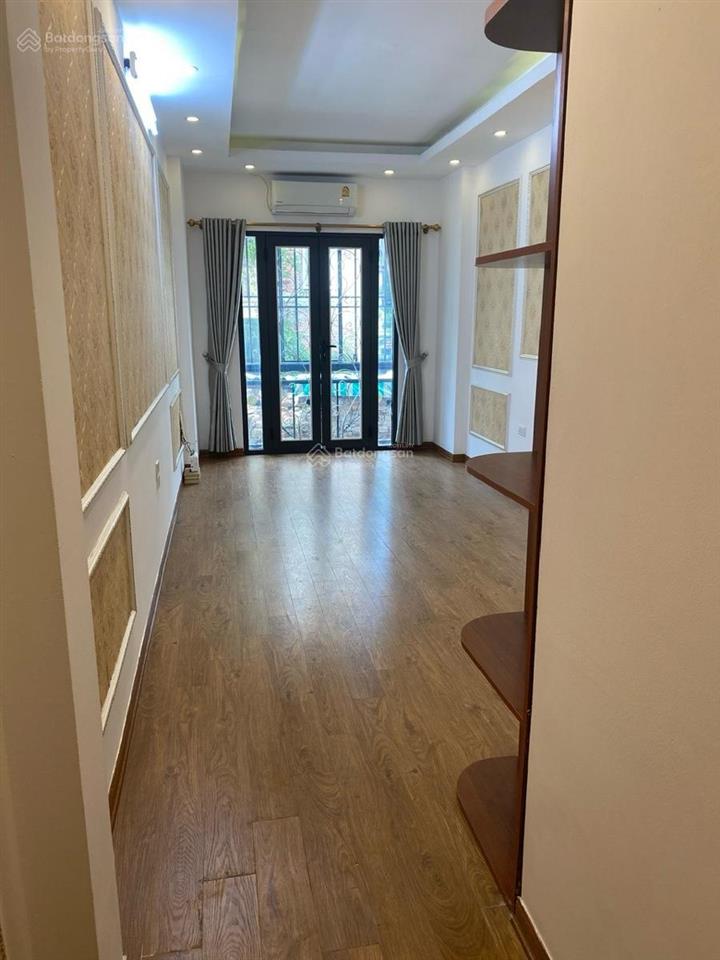 Gần phố trần khát chân 40m2 x5t giá 7.9 tỷ sổ cc 2 thoáng có tl bao qh
