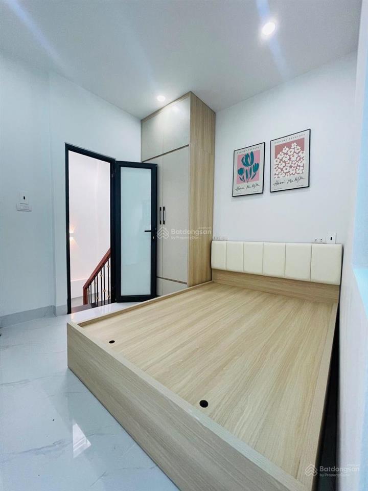 Gần phố trần khát chân 35m2 x5t giá nhỉnh 6 tỷ sổ cc có tl 2 thoáng dân xây ở ngay