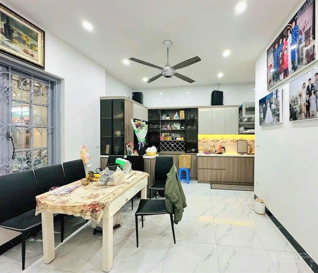 Ô tô đỗ cửa phố phương mai 70m2 x4t 8 pn 2 mặt tiền giá 12 tỷ sổ cc có tl kd
