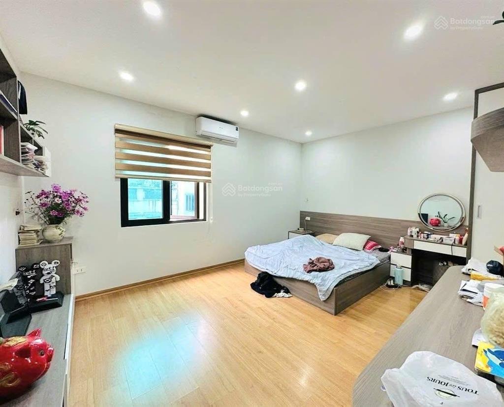 Ô tô đỗ cửa phố phương mai 70m2 x4t 8 pn 2 mặt tiền giá 12 tỷ sổ cc có tl kd