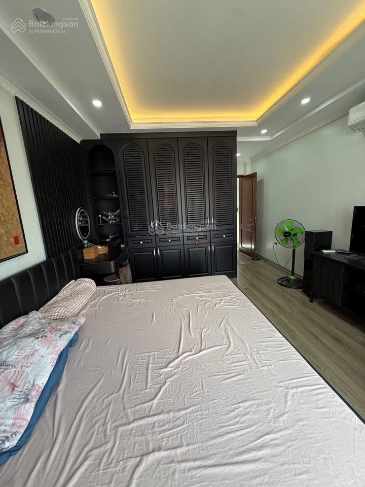 Gần phố trương định 40m2 x5t giá 5.8 tỷ sổ cc có tl 2 thoáng dân xây ở ngay bao qh