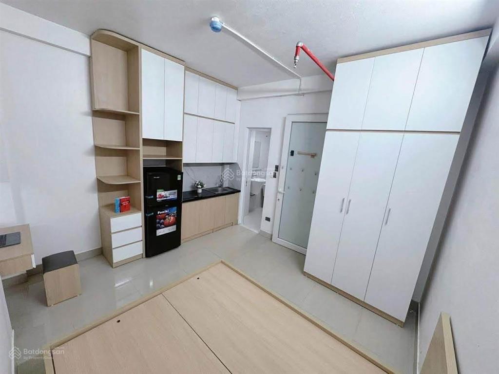 Gần phố đại la 60m2 x 5t giá nhỉnh 11 tỷ sổ cc 2 thoáng dân xây đủ pccc có gpxd bao qh
