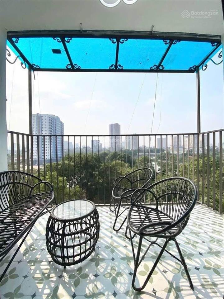 Lô góc 2 thoáng chung cư hồ đền lừ 70m2 t5 giá nhỉnh 4 tỷ sổ đỏ cc có tl