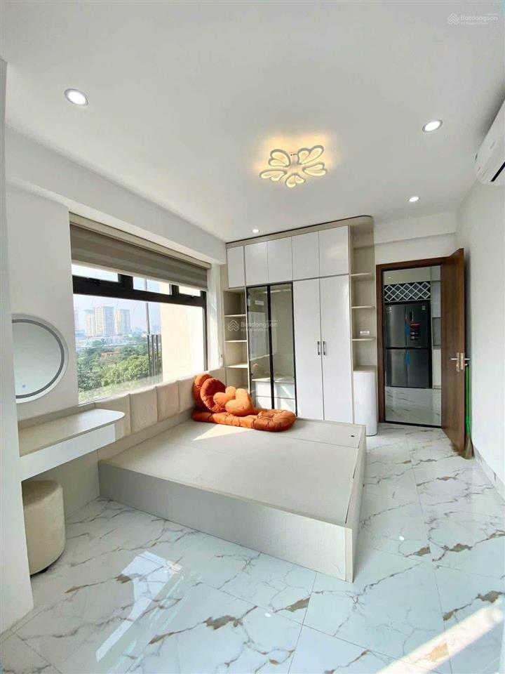 Lô góc 2 thoáng chung cư hồ đền lừ 70m2 t5 giá nhỉnh 4 tỷ sổ đỏ cc có tl