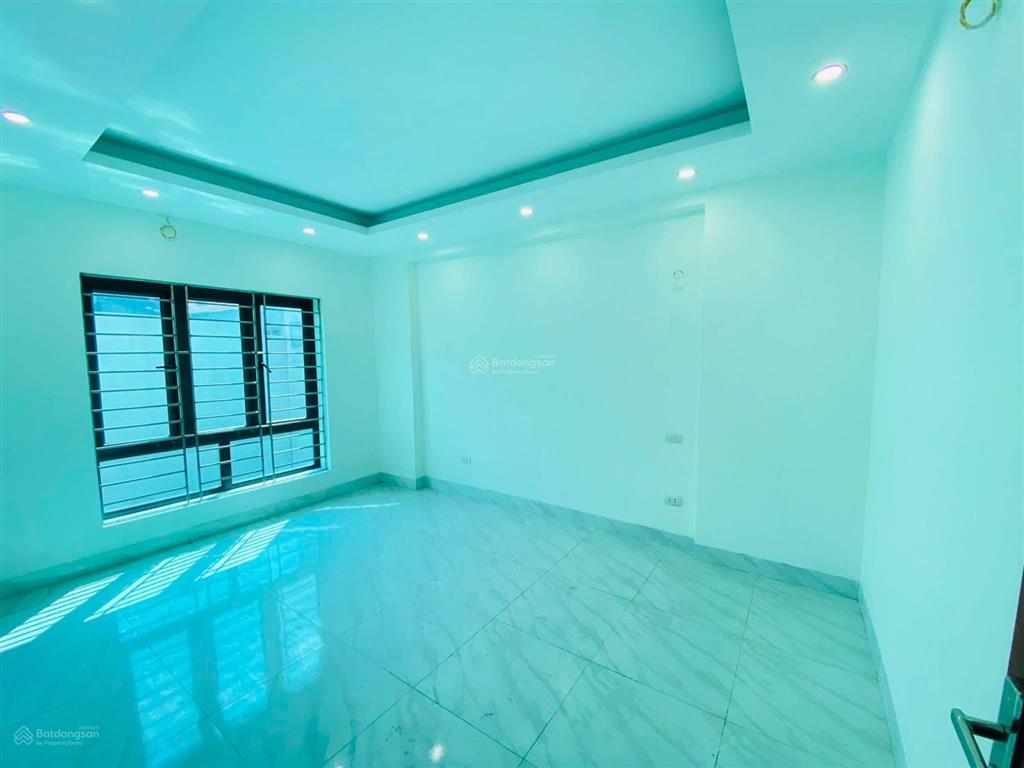 Mặt ngõ kinh doanh phố giáp bát 40m2 x5t giá 8 tỷ sổ cc có tl bao qh