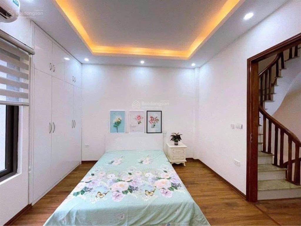 Ô tô đỗ phân lô ồ đền lừ 45m2 x5t giá nhỉnh 8 tỷ sổ cc 2 thoáng dân xây ở ngay có tl