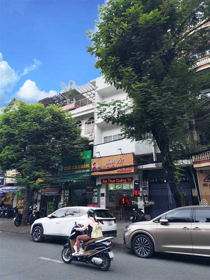 Một trong số ít bàu cát đôi. nhà 5 tầng 4x19m. hđt 45tr/tháng  vị trí đẹp. giá giảm sâu