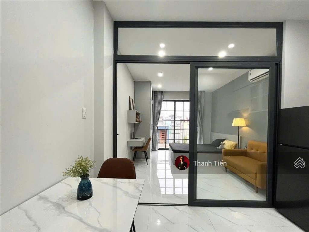 Mặt tiền bàu cát. nhà 6 tầng (7x17m). 11 phòng vip,hdt 100tr/tháng.phố ngân hàng,khách sạn  21,5tỷ