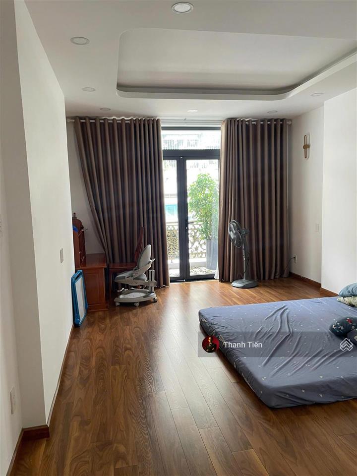 Nhà 5 tầng mới xây, 4x14m mặt tiền bàu cát 2. đoạn đẹp nhất khu bàu cát. 14.5 tỷ thương lượng