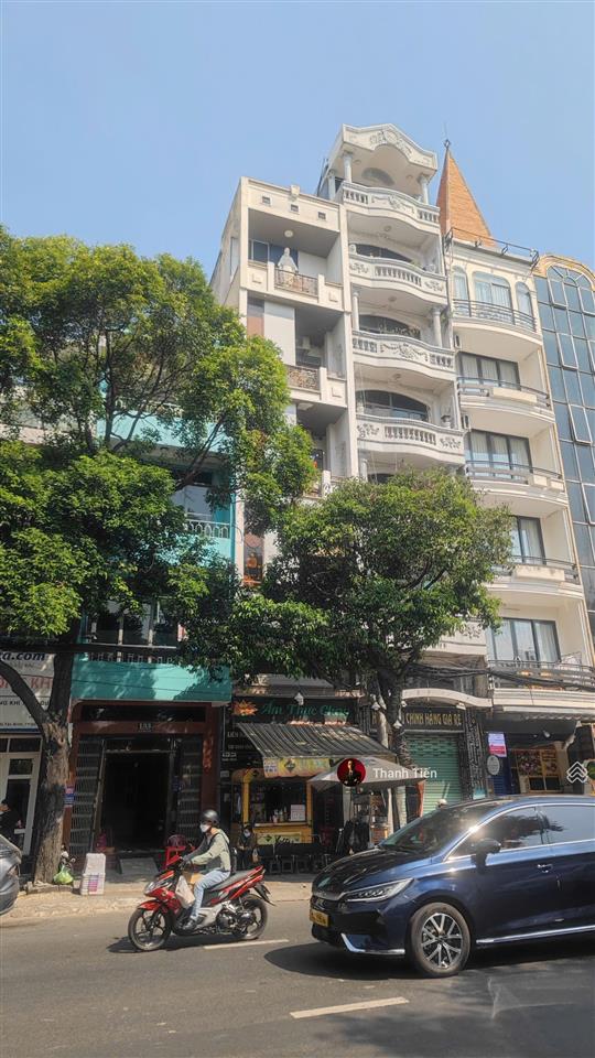 Mặt tiền k300 giá hẻm. nhà 6 tầng thang máy, dòng tiền 90tr/tháng. khu sầm uất có vỉa hè  21,5 tỷ