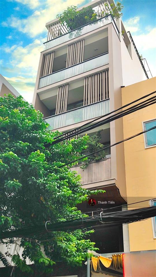 Tòa nhà hầm + 6 tầng thang máy (5,5x24m). ngay khách sạn đệ nhất, đoạn kinh doanh tốt  33 tỷ