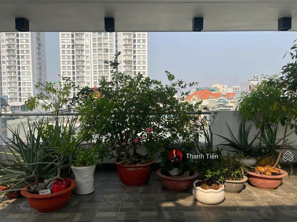 Bán nhà mới xây (6,5x13m) có thang máy. mặt tiền nguyễn hồng đào ngay metro số 2  chỉ 23,5 tỷ