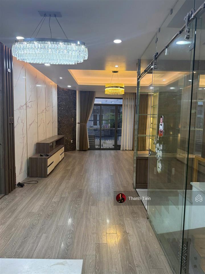 500m sang q10. bán nhà 5 tầng thang máy (5x15m). đường nhựa 8m khu dân trí  15,5 tỷ thương lượng