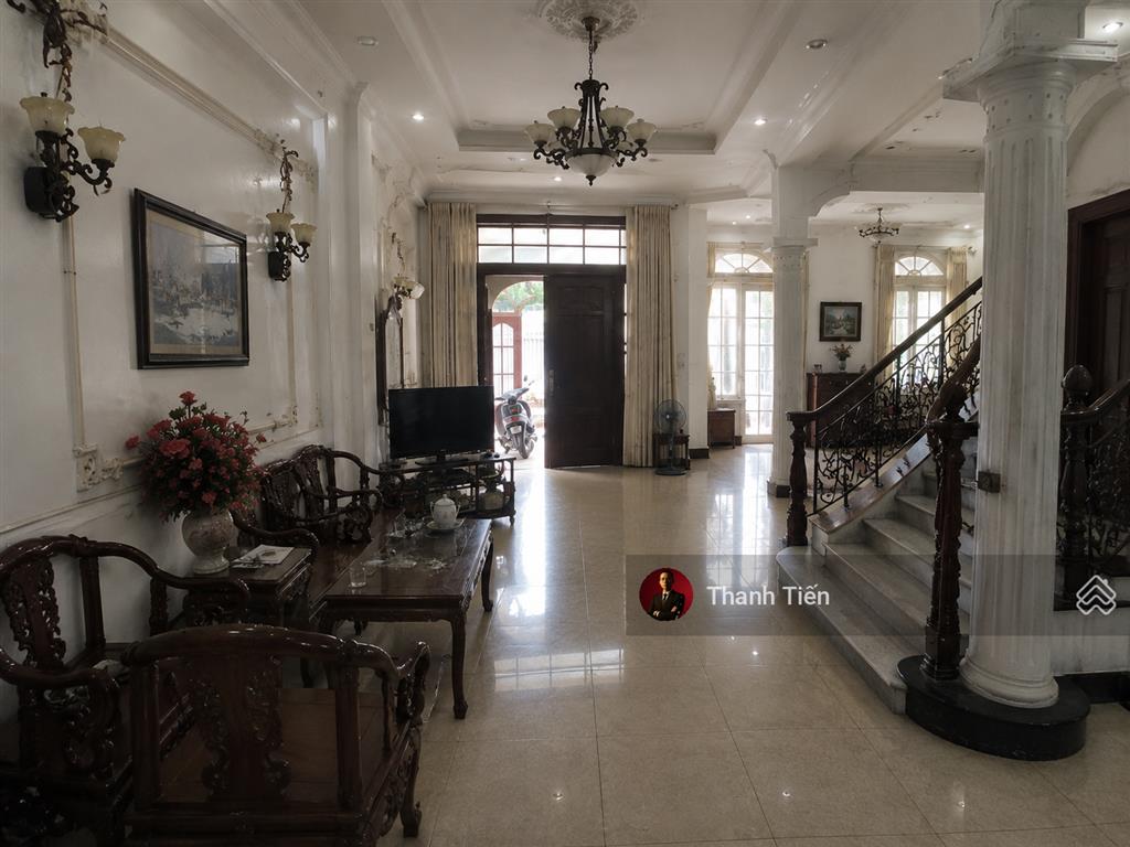 Mặt tiền nguyễn minh hoàng k300 rẻ hơn hẻm. biệt thự tân cổ điển 7x14m. giảm 2 tỷ về 23 tỷ tl
