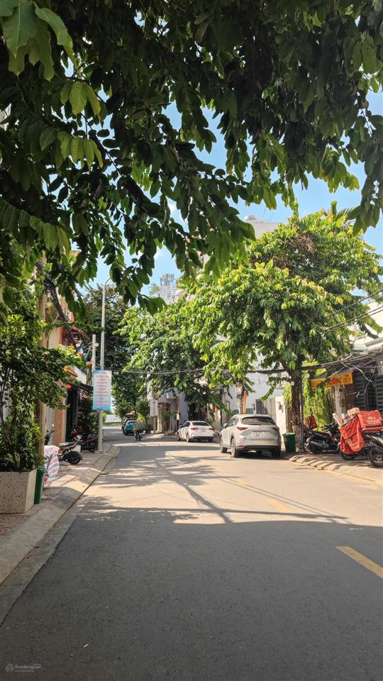 Mặt tiền giá hẻm. căn góc mới xây 4x18m 4 tầng. hđt 60tr/tháng. có ô lắp thang máy  13,9 tỷ