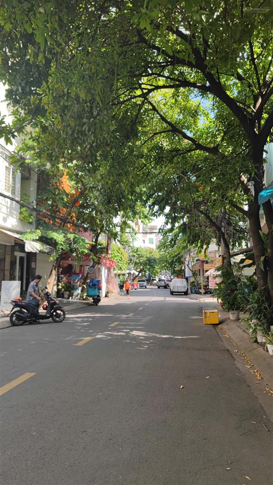 Mặt tiền giá hẻm. căn góc mới xây 4x18m 4 tầng. hđt 60tr/tháng. có ô lắp thang máy  13,9 tỷ