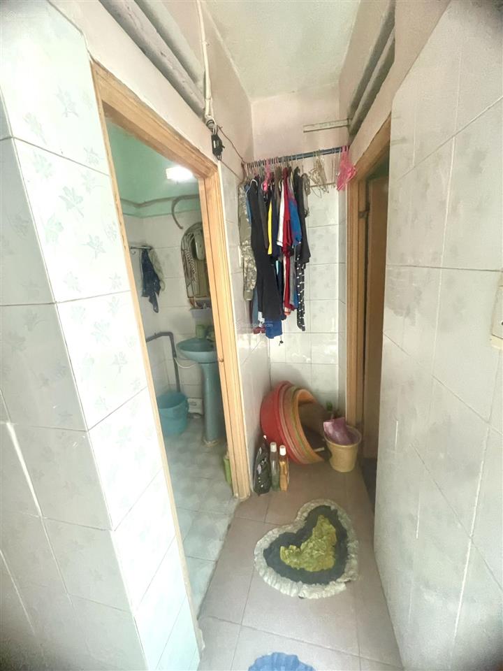 Bán nhà 2 tầng 1 sẹc tô ký còn mới vào ở ngay  hẻm xe tải thông  72m2 (4x18.5) giá chỉ 4.9 tỷ