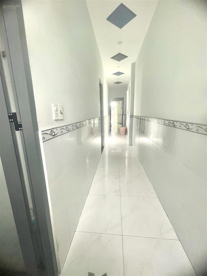 Nhà mặt tiền đs 2 mỹ hoà 2 sát quốc lộ 22 3 tầng phù hợp kinh doanh cho thuê dòng tiền 8tr/t