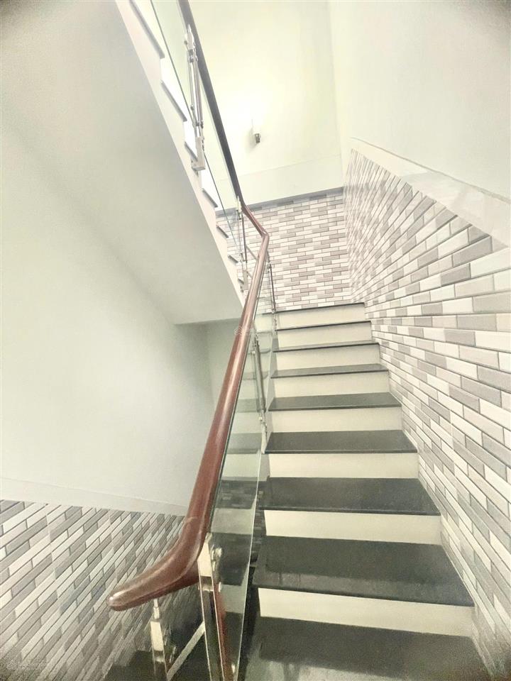 Nhà mặt tiền đs 2 mỹ hoà 2 sát quốc lộ 22 3 tầng phù hợp kinh doanh cho thuê dòng tiền 8tr/t
