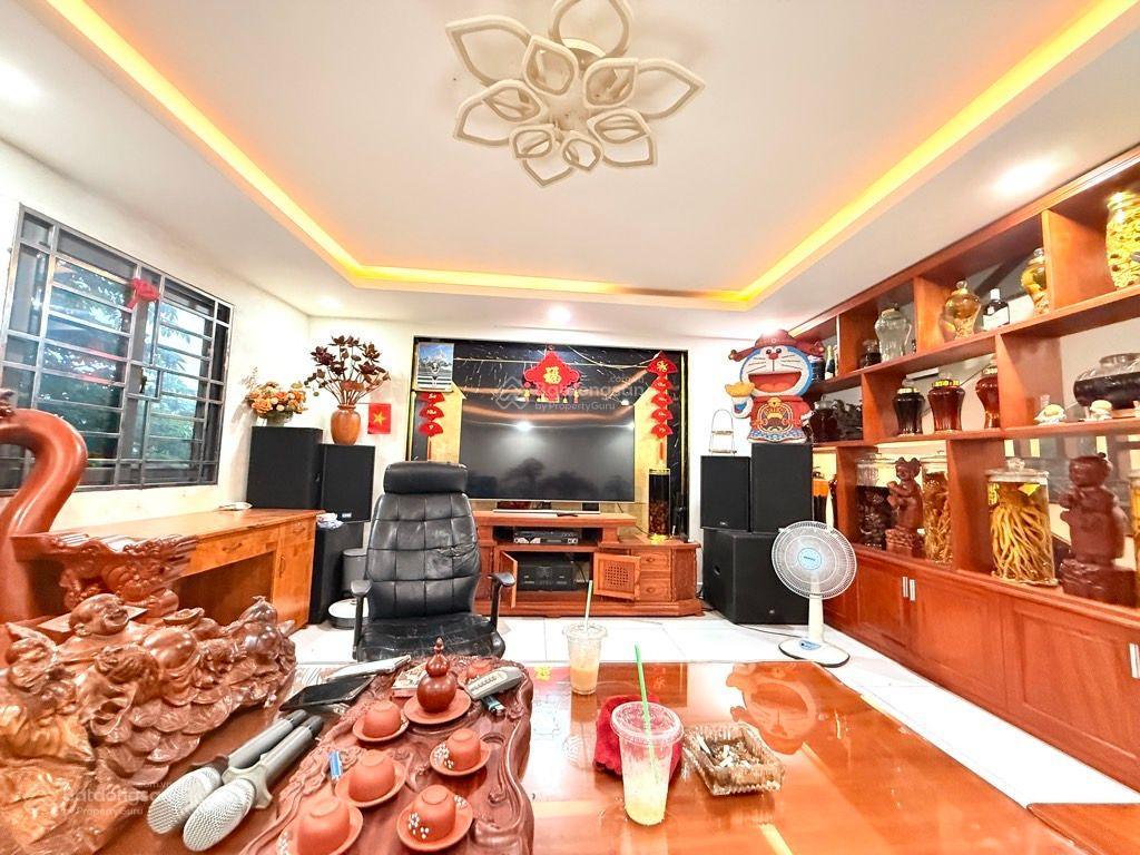 Nhà 5 tầng mặt tiền đường thạnh lộc 54 phường thạnh lộc, q12, dt 50m2 (5mx10m), đường 8m giá 6tỷ