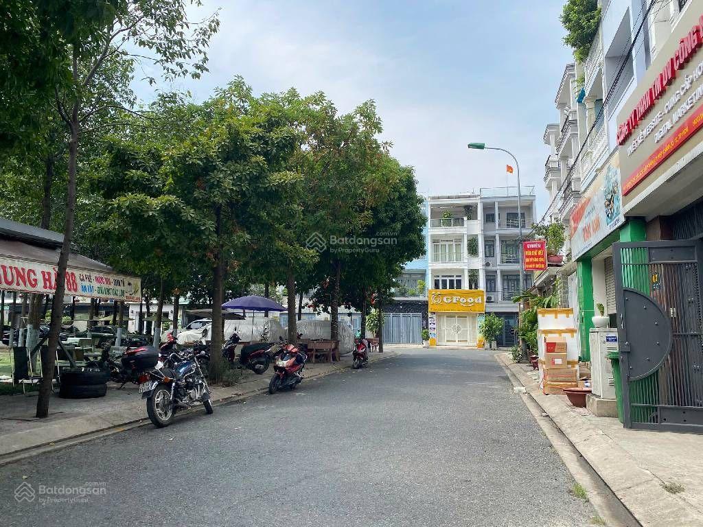 Nhà 4 tầng mặt tiền đường hoa mai (khu dc hiệp thành city), phường ht q12, dt 90m2 (5x18) đường 10m