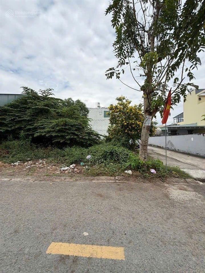 Đất thô cư mặt tiền đường thạnh lộc 47 phường thạnh lộc,q.12 dt 114m2 (5,2mx21m) đường 10m 6,1tỷ