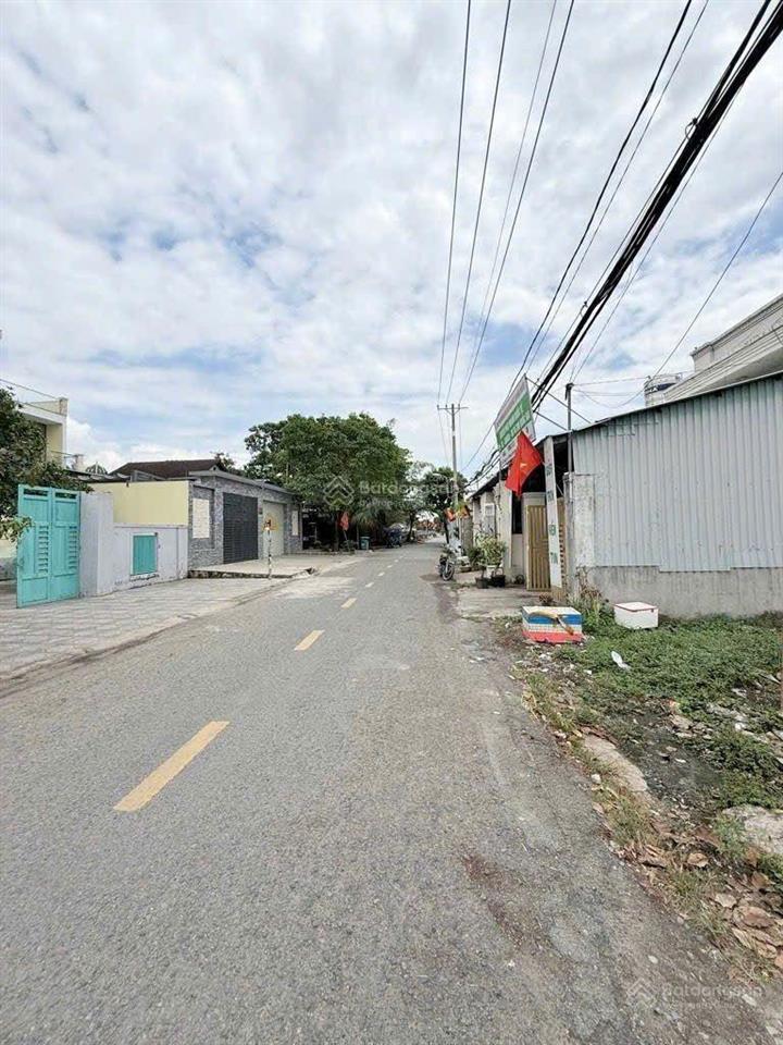 Đất thô cư mặt tiền đường thạnh lộc 47 phường thạnh lộc,q.12 dt 114m2 (5,2mx21m) đường 10m 6,1tỷ