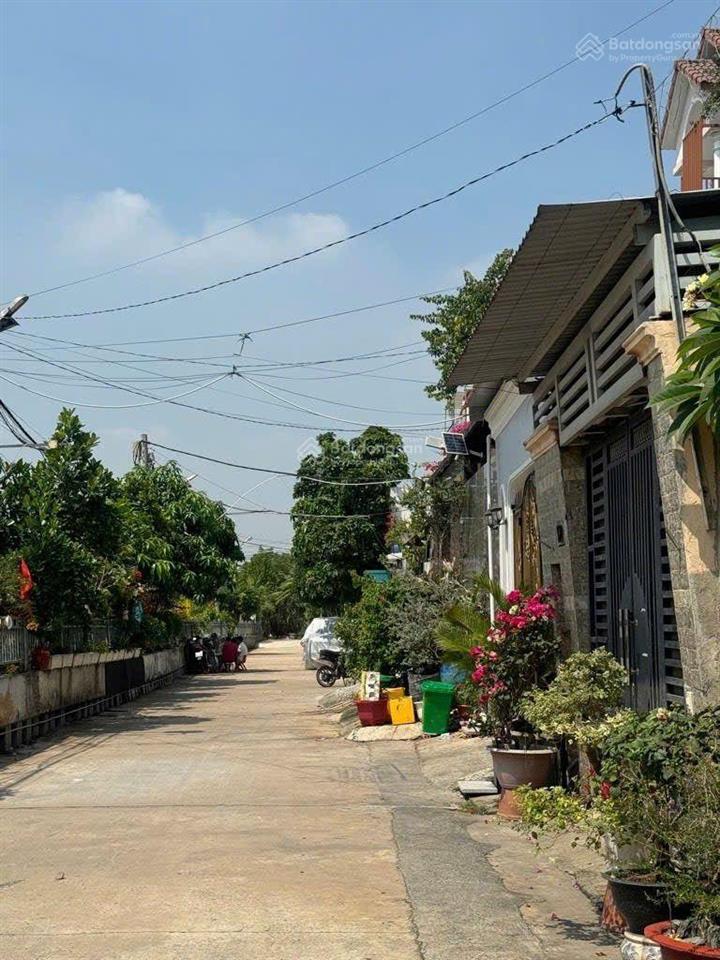 Nhà 2 tầng mặt tiền hẻm đường thạnh lộc 41, phường thạnh lộc, q12, dt 95,4m2 (5mx20m) giá 7,6tỷ