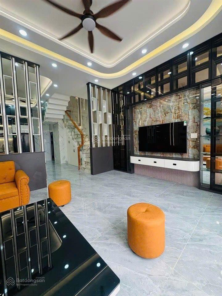 Nhà 5 tầng full nội thất đường thạnh lộc 37,phường thạnh lộc, q12 dt 93,3m2 (5,2mx19m) hẻm ôtô