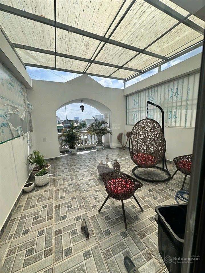 Nhà 4 tầng full nội thất đường hà huy giáp, phường thạnh lộc, q12, dt 68m2 (4,3mx16m) hẻm ôtô