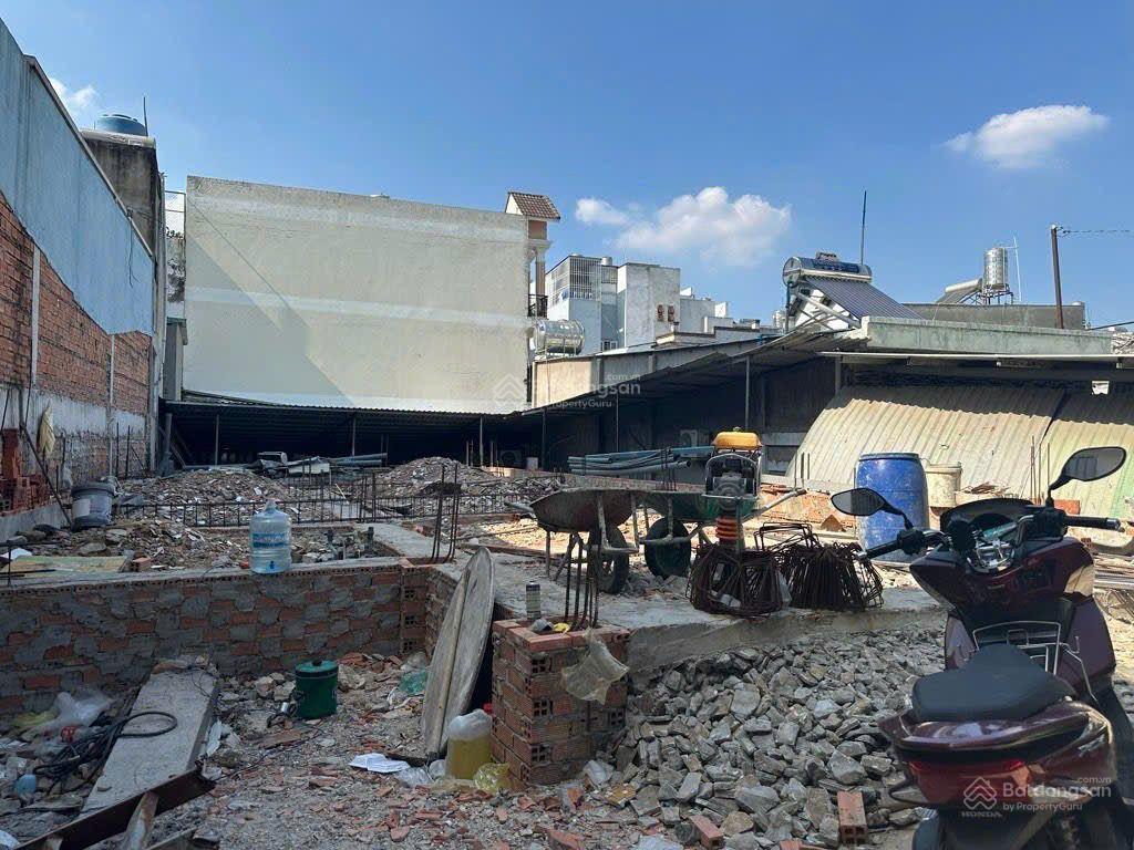 Nhà cấp 4 mặt tiền đường trần thị cờ, phường thới an, q12 dt 285m2 (7m/20mx24m) đường 20m giá 18tỷ