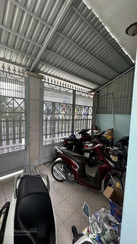 Nhà 2 tầng mặt tiền đường đông hưng thuận 11, phường đông hưng thuận, q12, dt 100m2 (5mx20m)